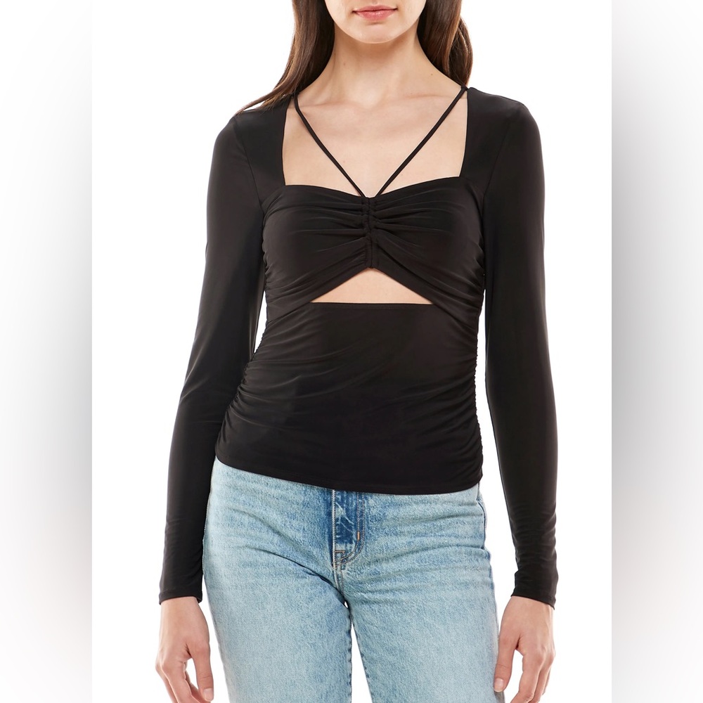 WAYF Melrose Cutout Detail Halter Neck Top 🌸IN STORES🌸